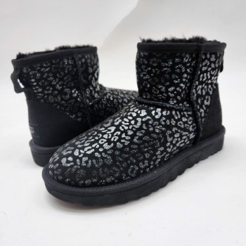 UGG Classic Mini Snow...